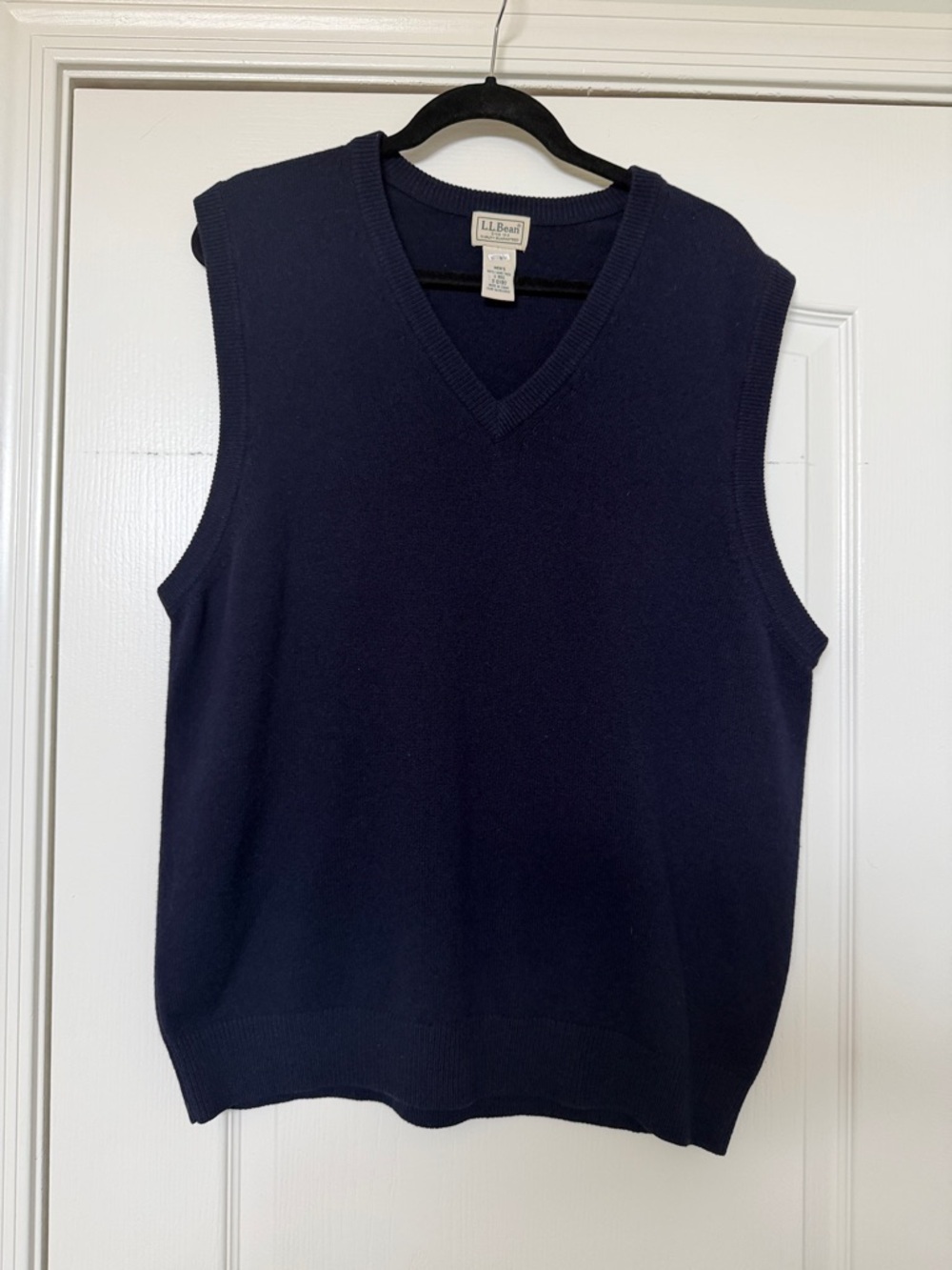 Vintage L.L.Bean 100% Wool Sweater Vest Navy Blue Men’s Size L